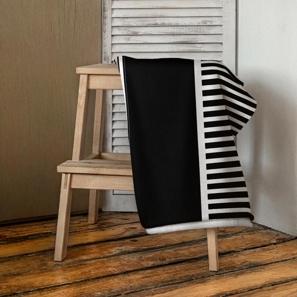 Bayside Tuxedo Towel