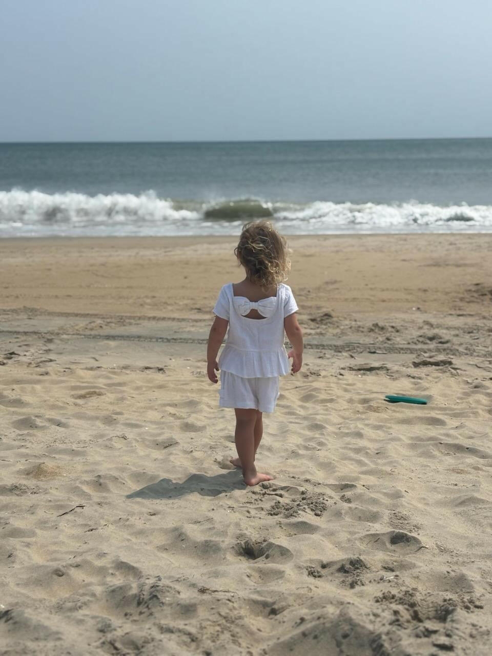 Beachy Breeze White SHORTS