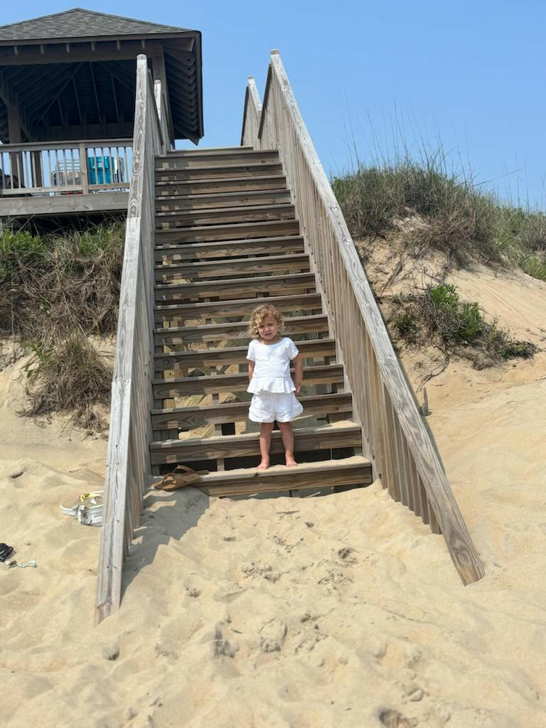 Beachy Breeze White TOP