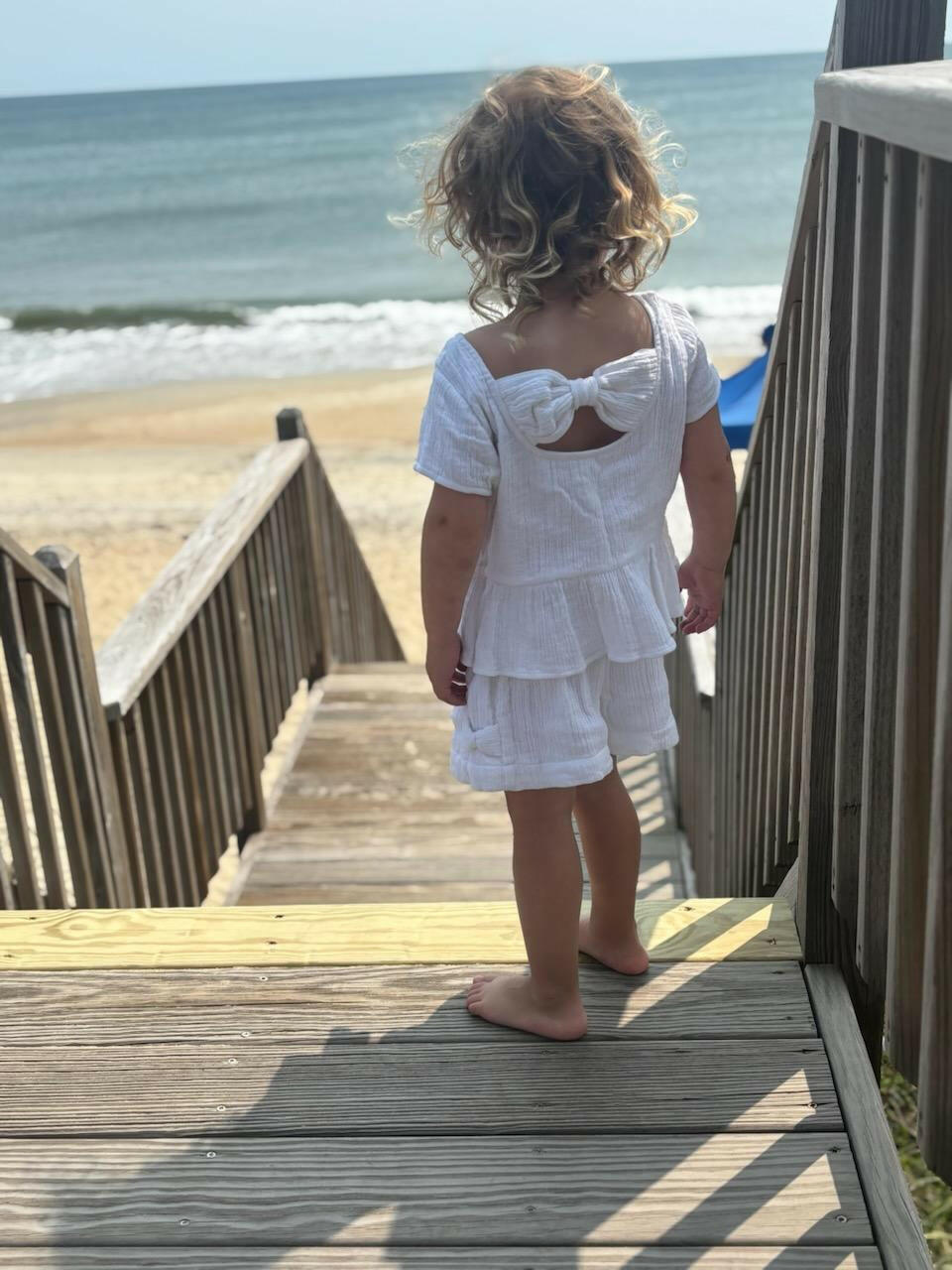 Beachy Breeze White SHORTS