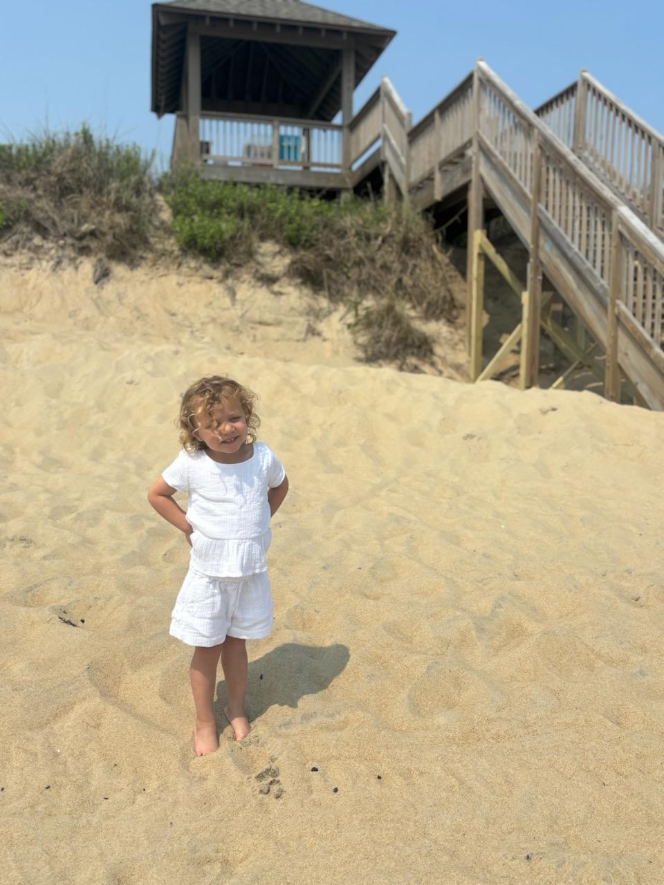 Beachy Breeze White TOP